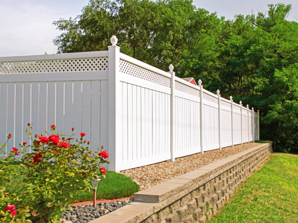 installing fence at home